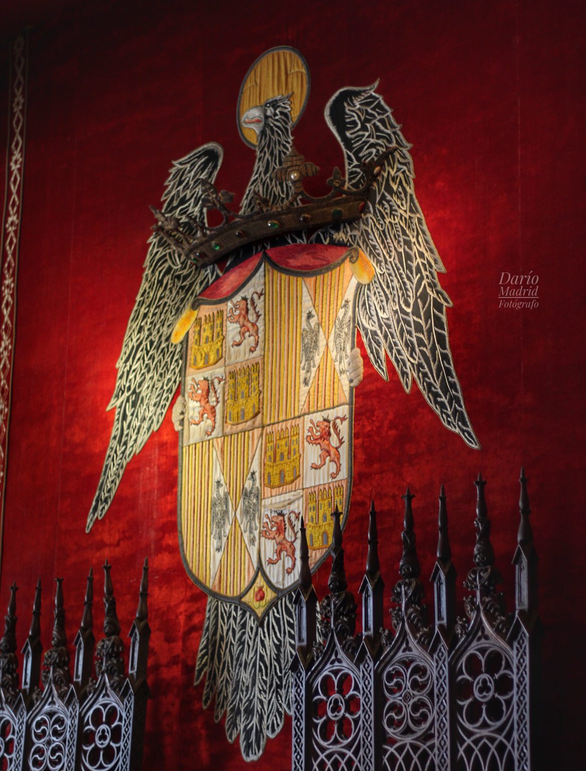 Escudo de los Reyes Católicos en el Alcázar de Segovia – Darío Madrid ...